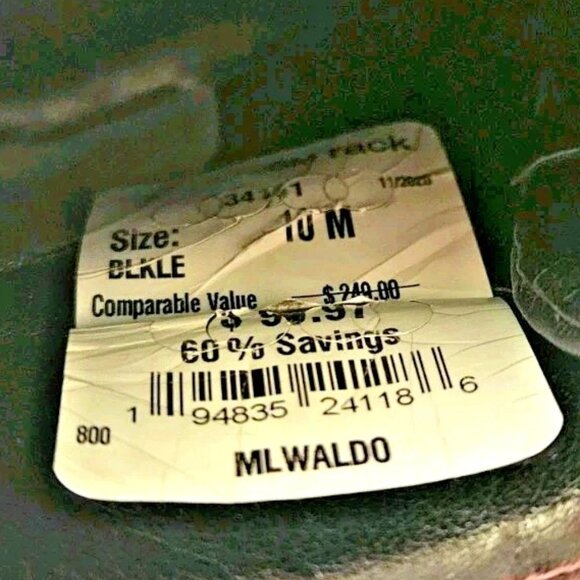 Marc Fisher Womens Waldo Lug Sole Combat Boots Size 10 Black Chunky Platform EUC - Picture 4 of 8